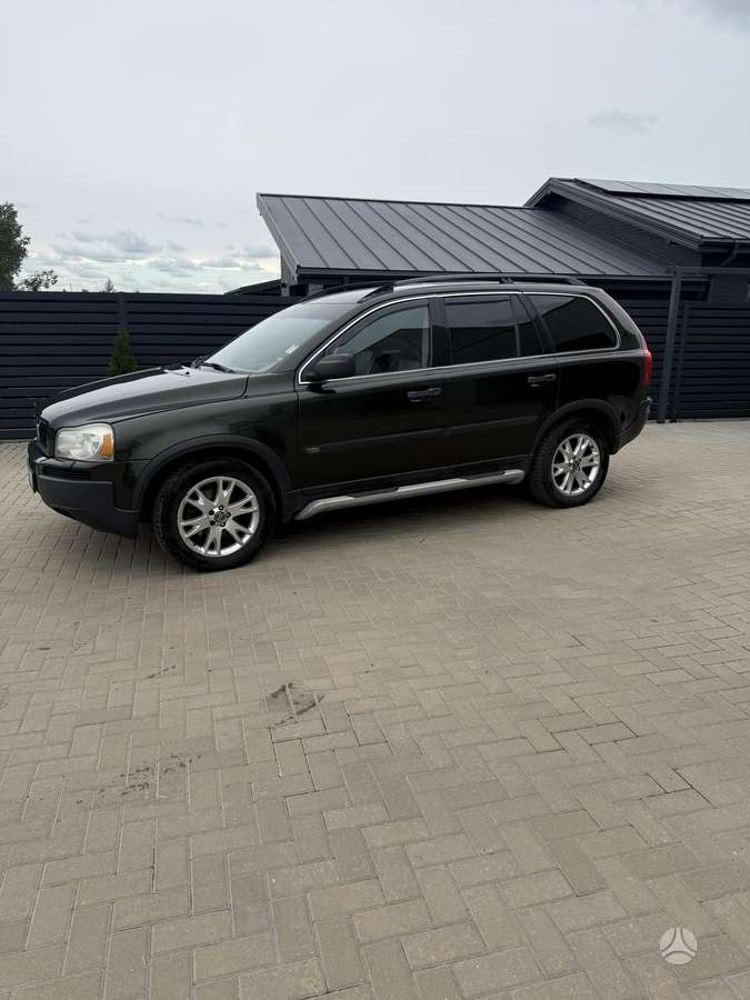 Volvo XC90 2006 — вигляд ззаду