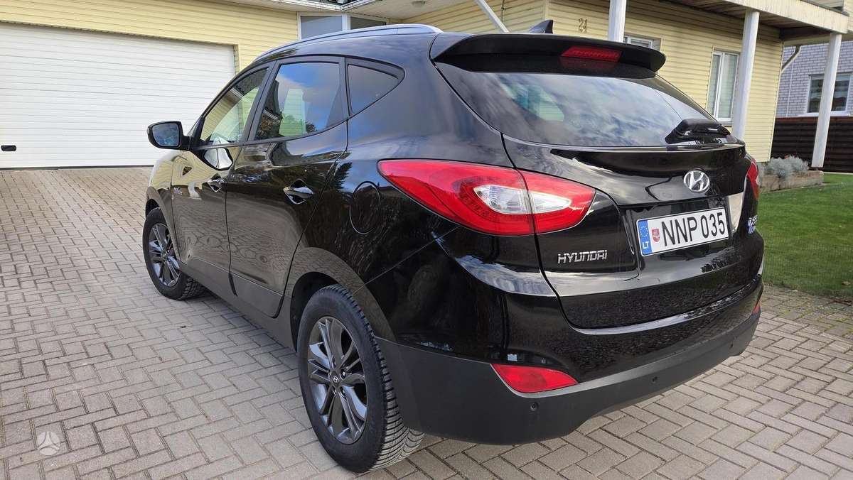 Hyundai ix35 2015 — interior