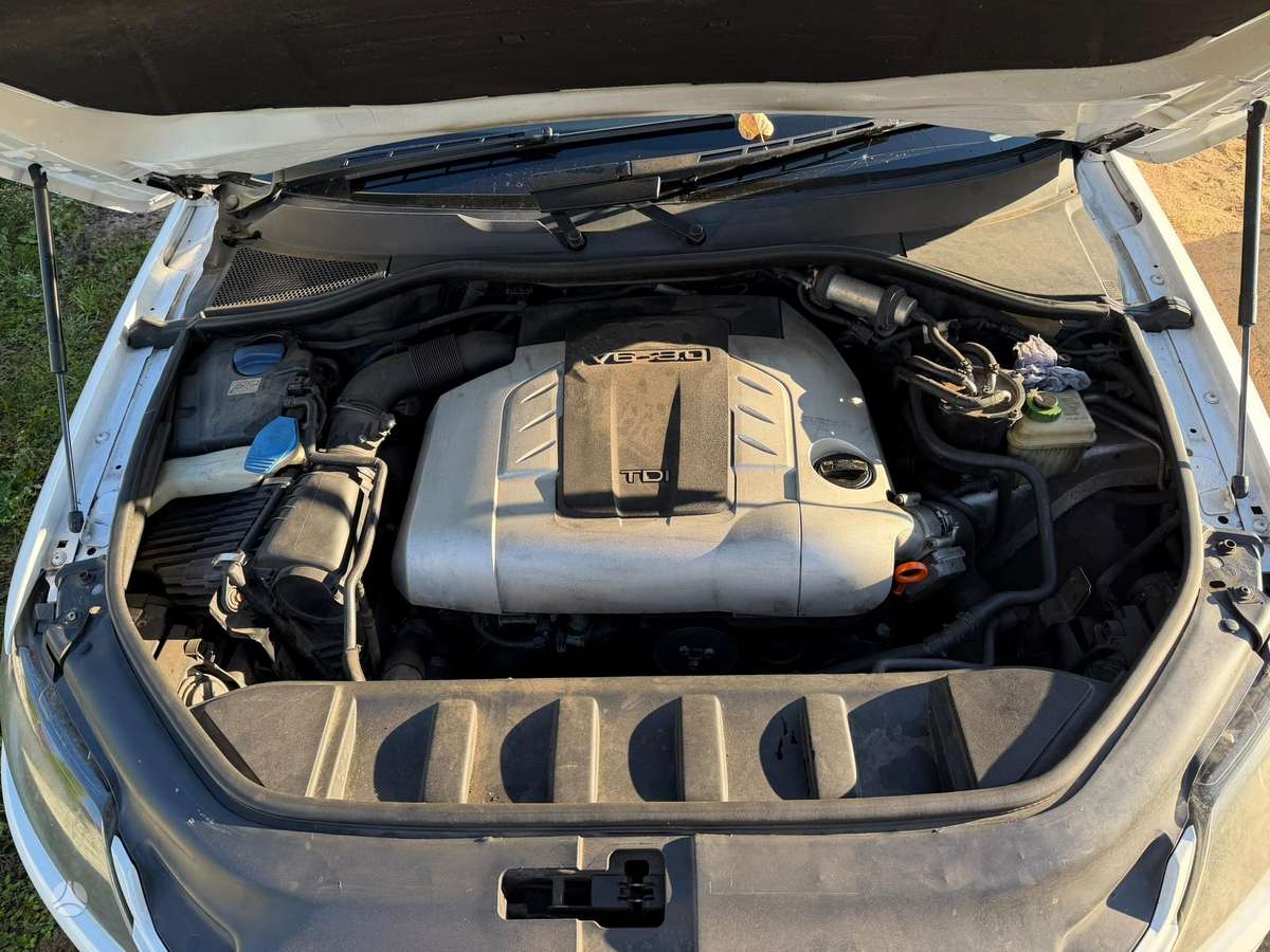 Audi Q7 2008 — photo 8
