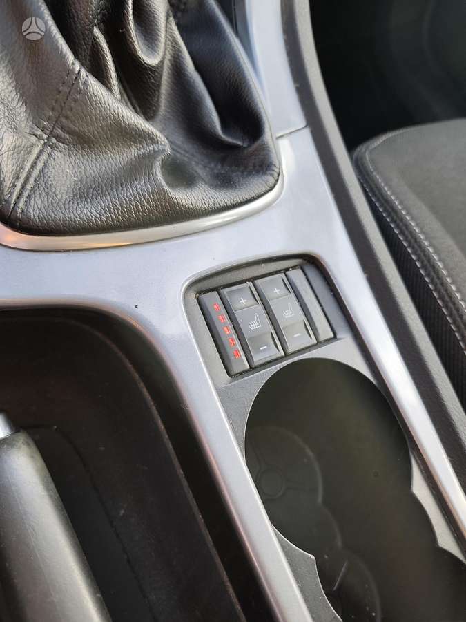 Ford Mondeo 2014 — photo 11