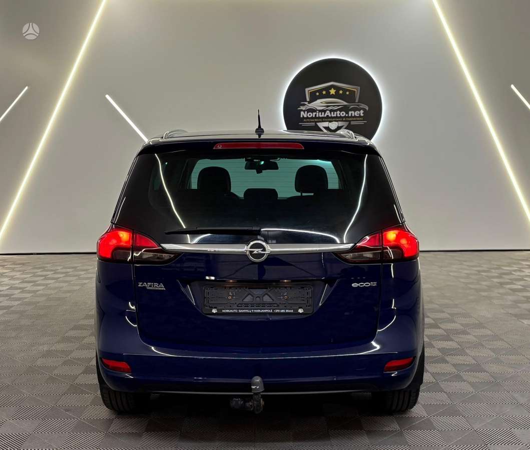 Opel Zafira 2013 — photo 23