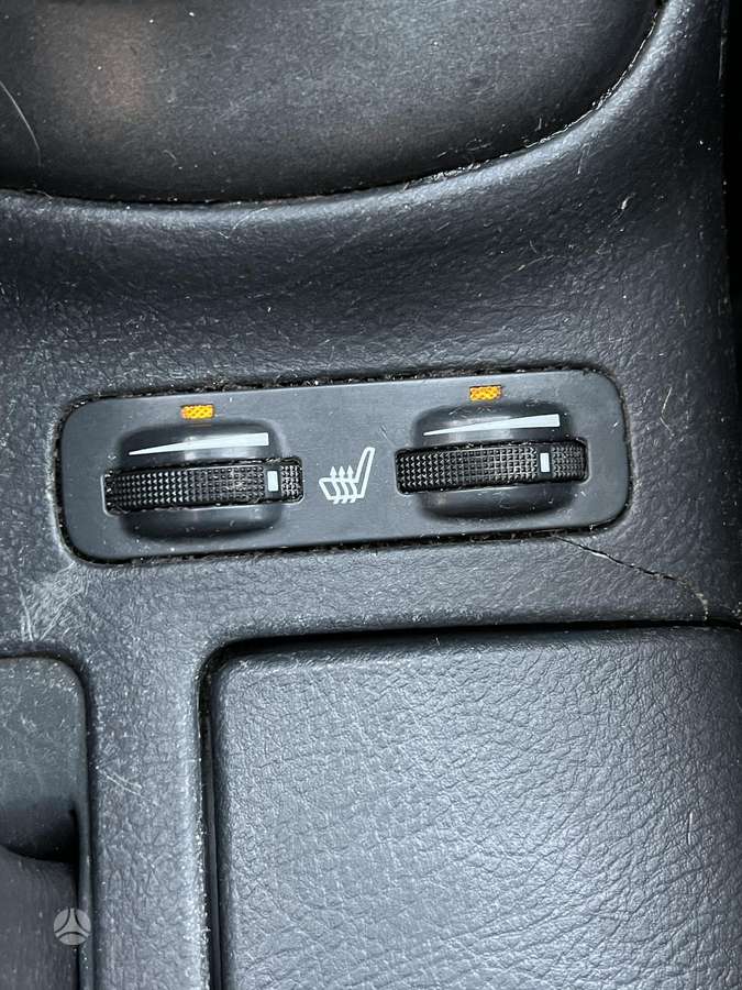 Toyota Avensis 2006 — фото 14