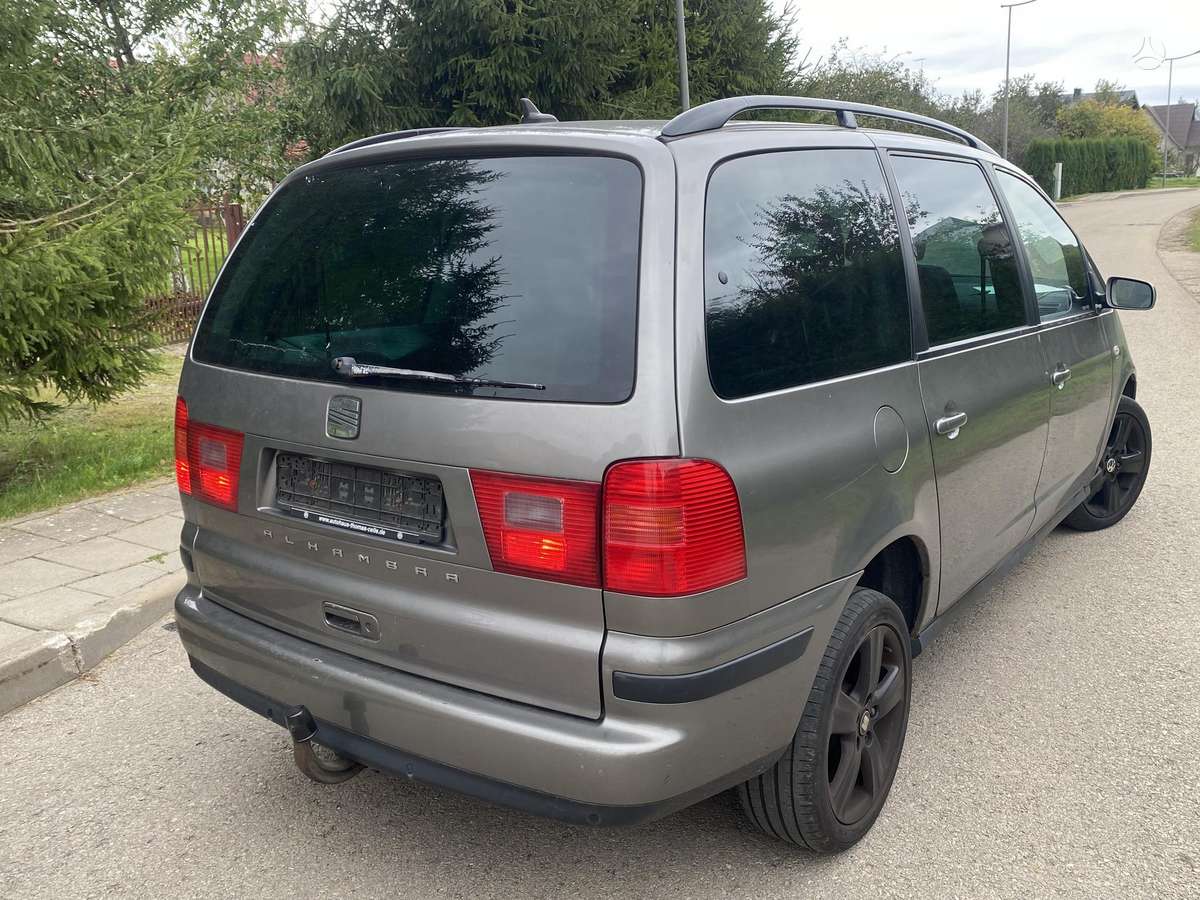 Seat Alhambra 2008 — двигун 1968 cm³, 140 HP (103kW)