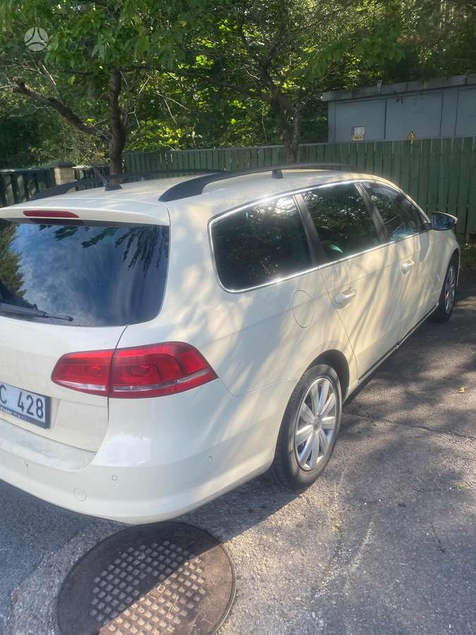 Volkswagen Passat 2014 — салон