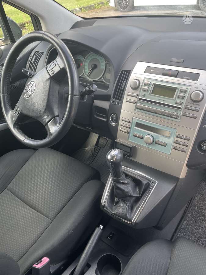 Toyota Corolla 2007 — engine 2231 cm³, 136 HP (100kW)