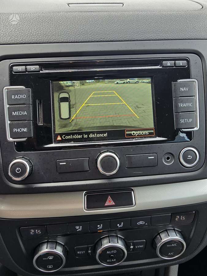 Seat Alhambra 2014 — photo 13