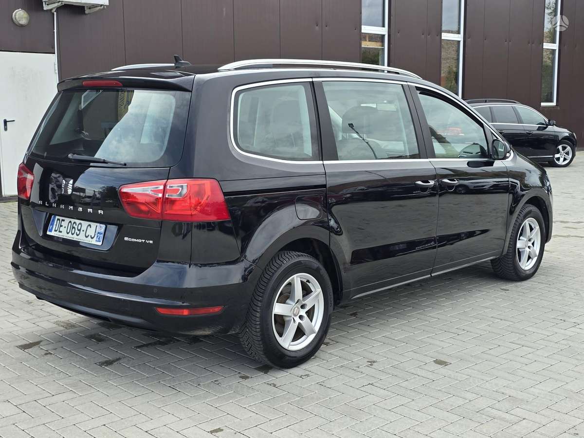 Seat Alhambra 2014 — interior