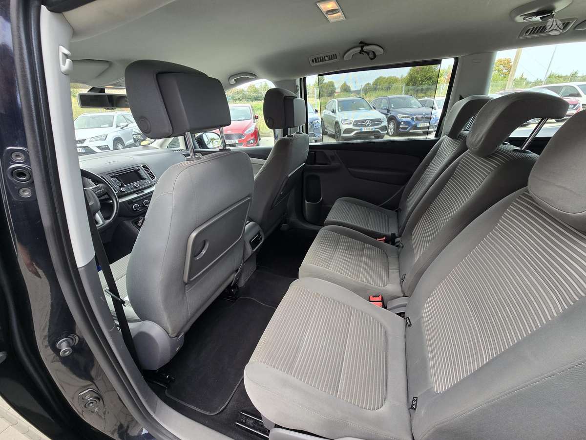 Seat Alhambra 2014 — photo 9