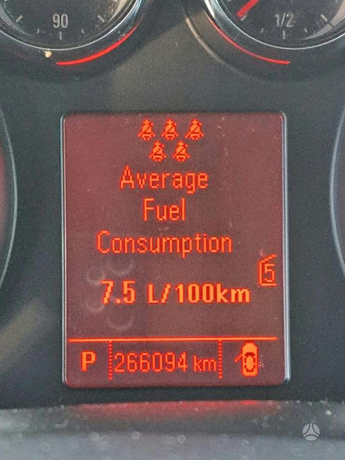 Opel Zafira 2012 — photo 6