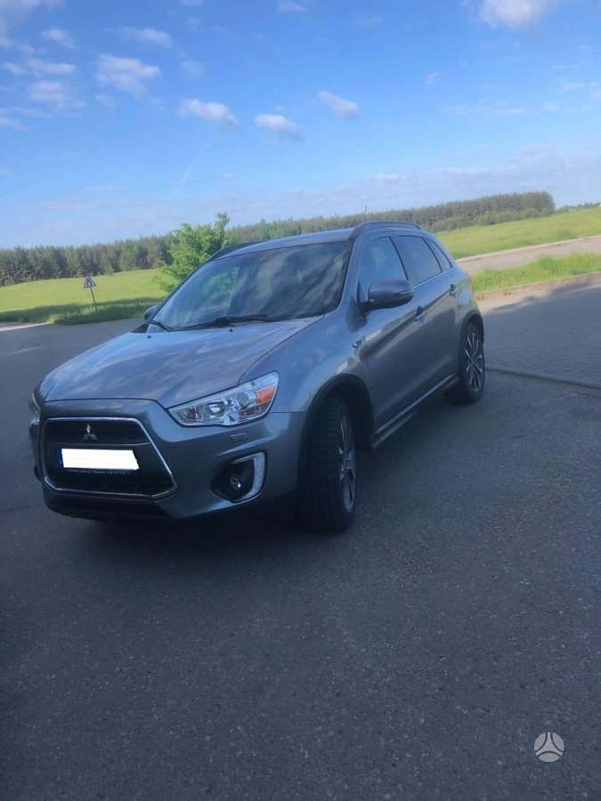 Mitsubishi ASX 2015 — вигляд ззаду