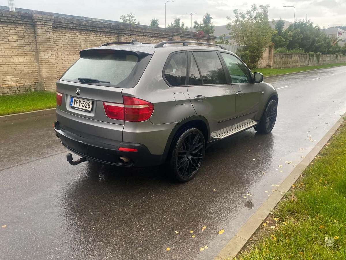 BMW X5 2008 — photo 5