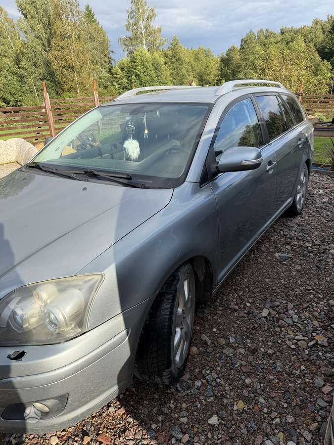 Toyota Avensis 2008 — photo 8