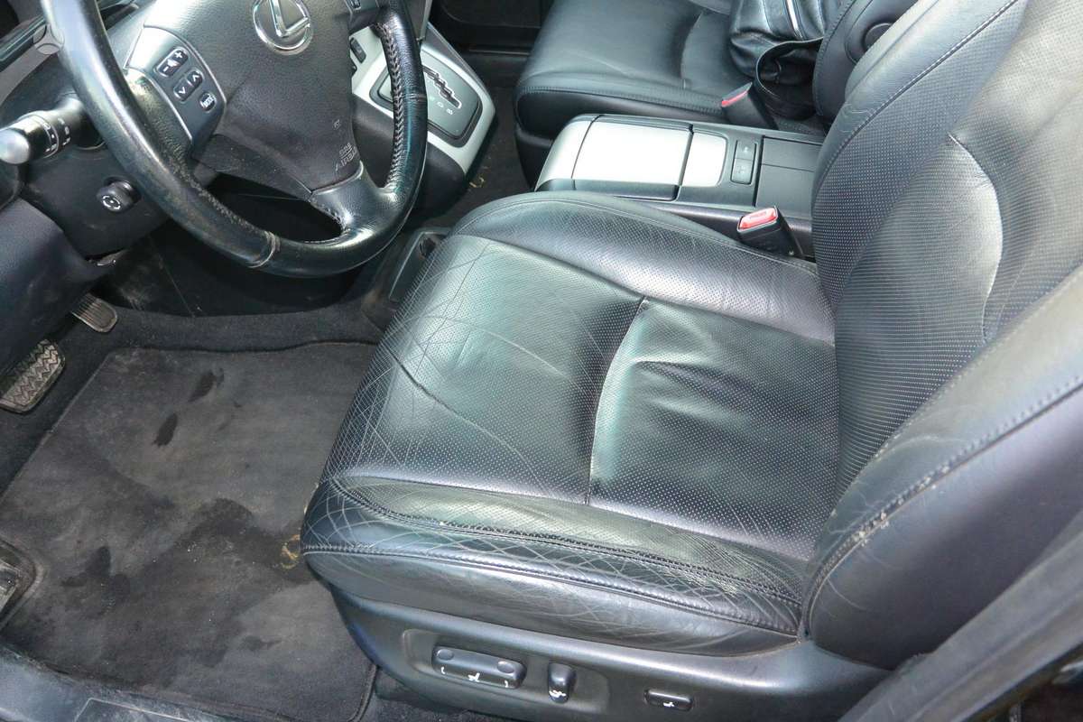 Lexus RX 2008 — photo 16