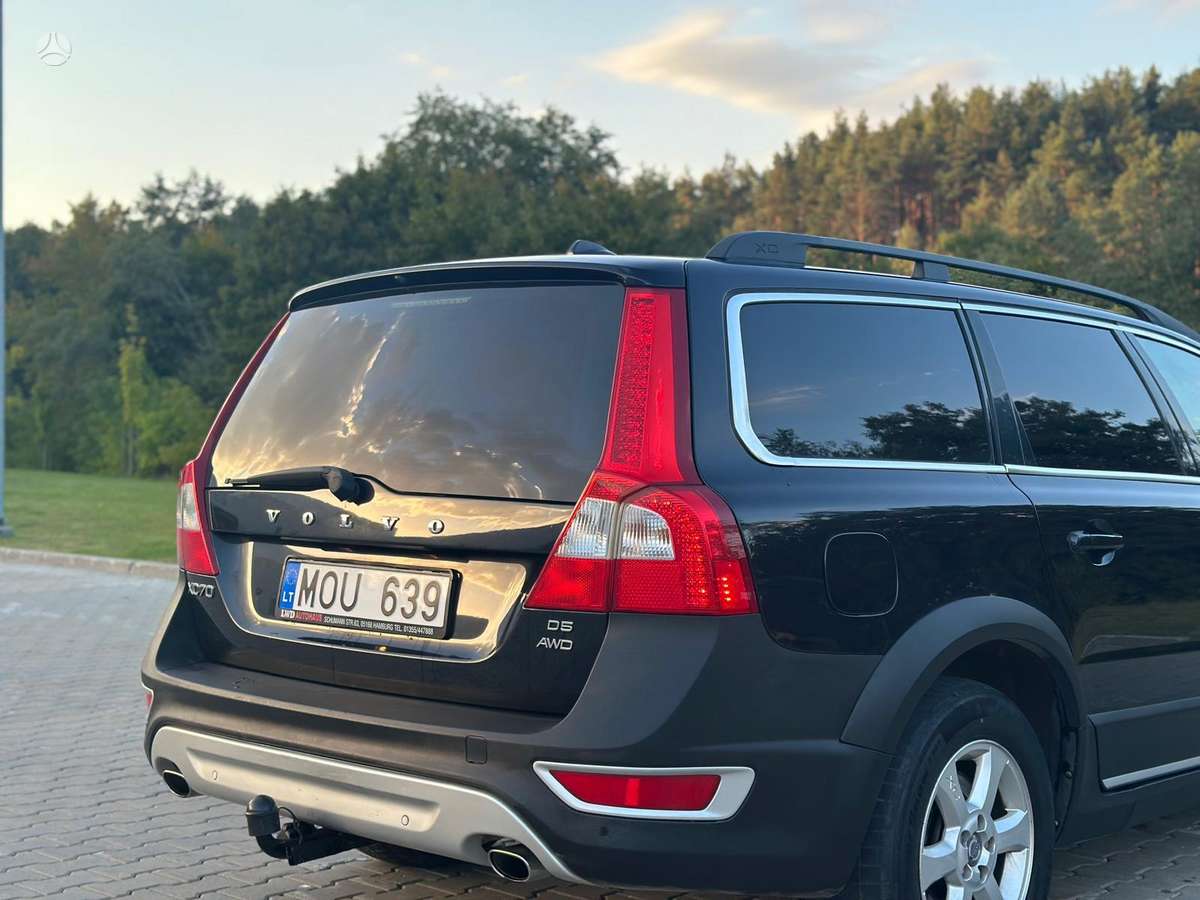 Volvo XC70 2009 — photo 7
