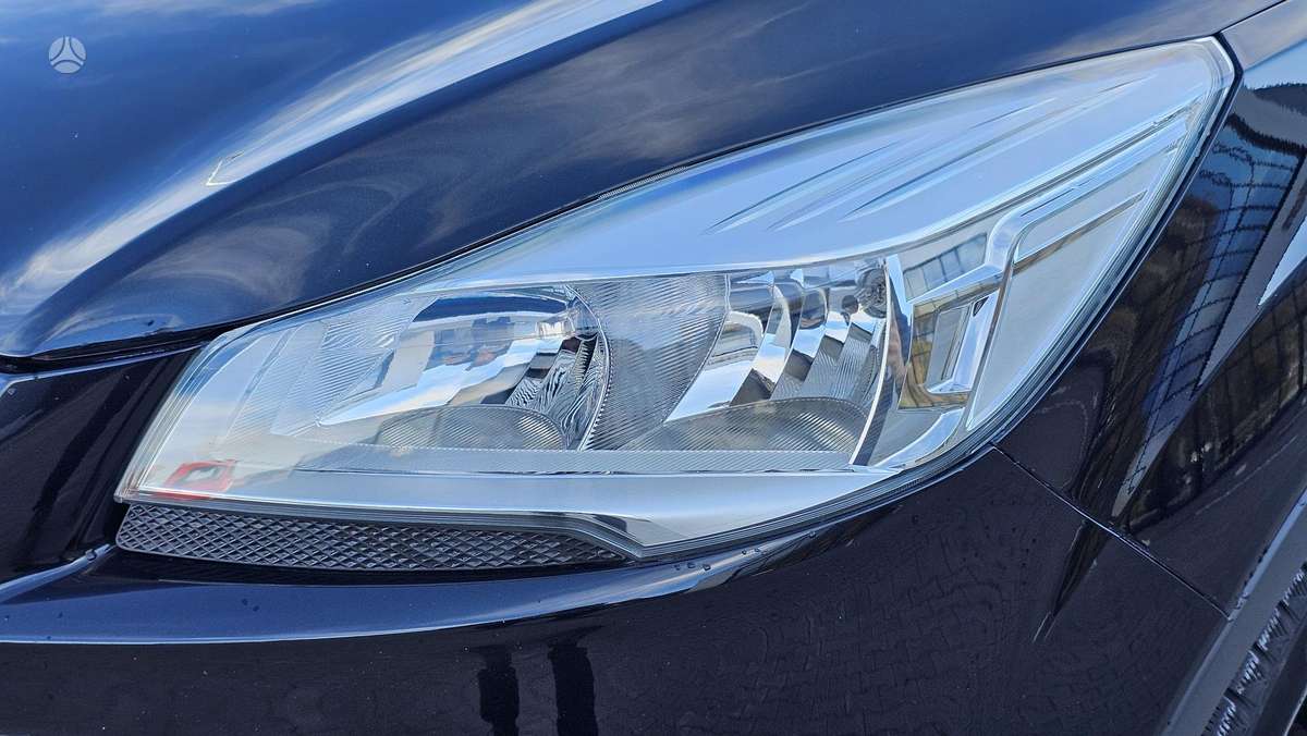 Ford Kuga 2012 — photo 11