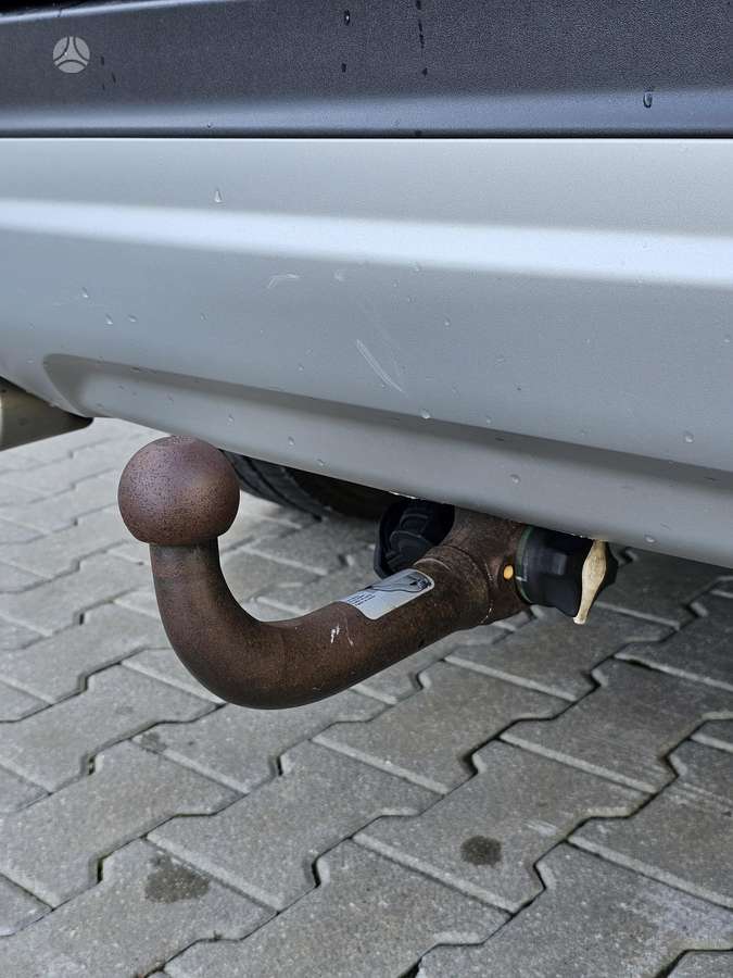 Ford Kuga 2012 — photo 8