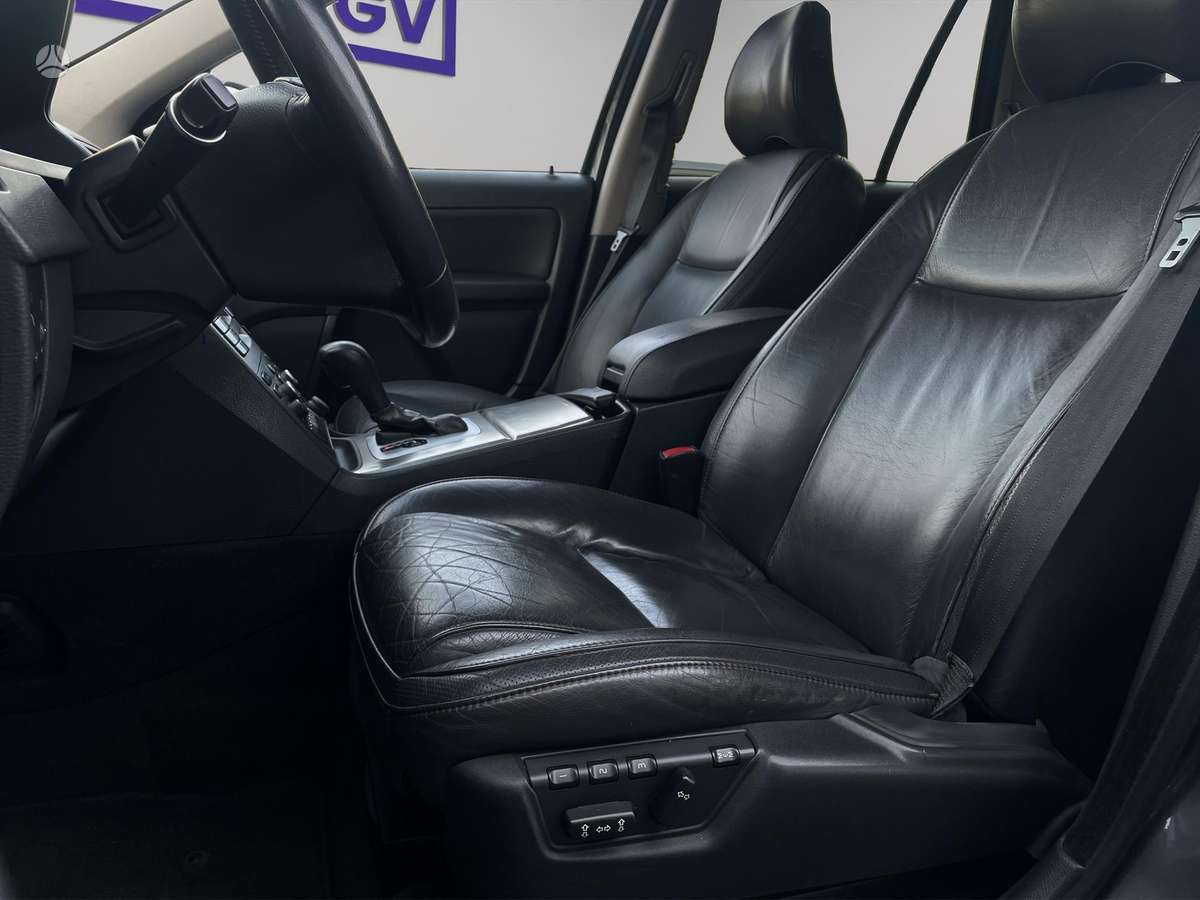 Volvo XC90 2008 — photo 14
