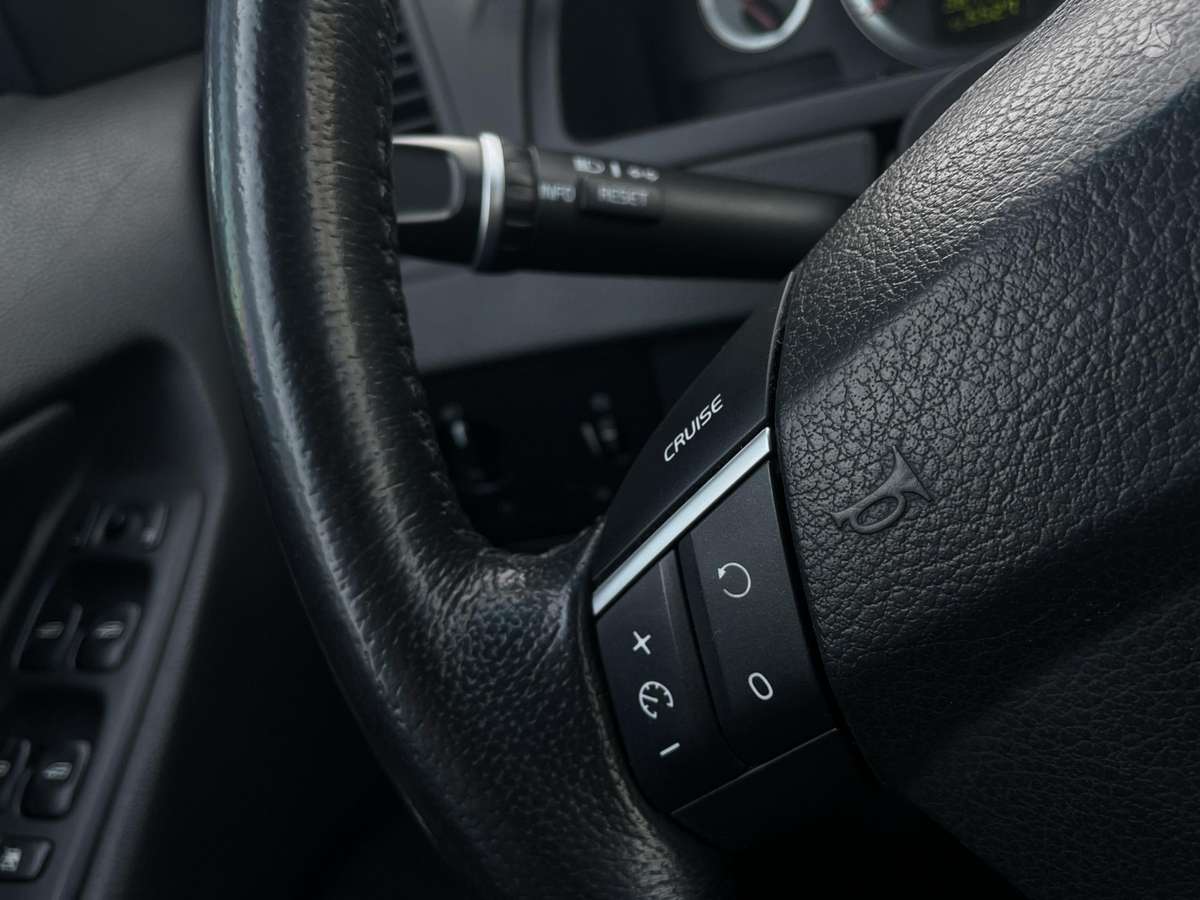 Volvo XC90 2008 — photo 18