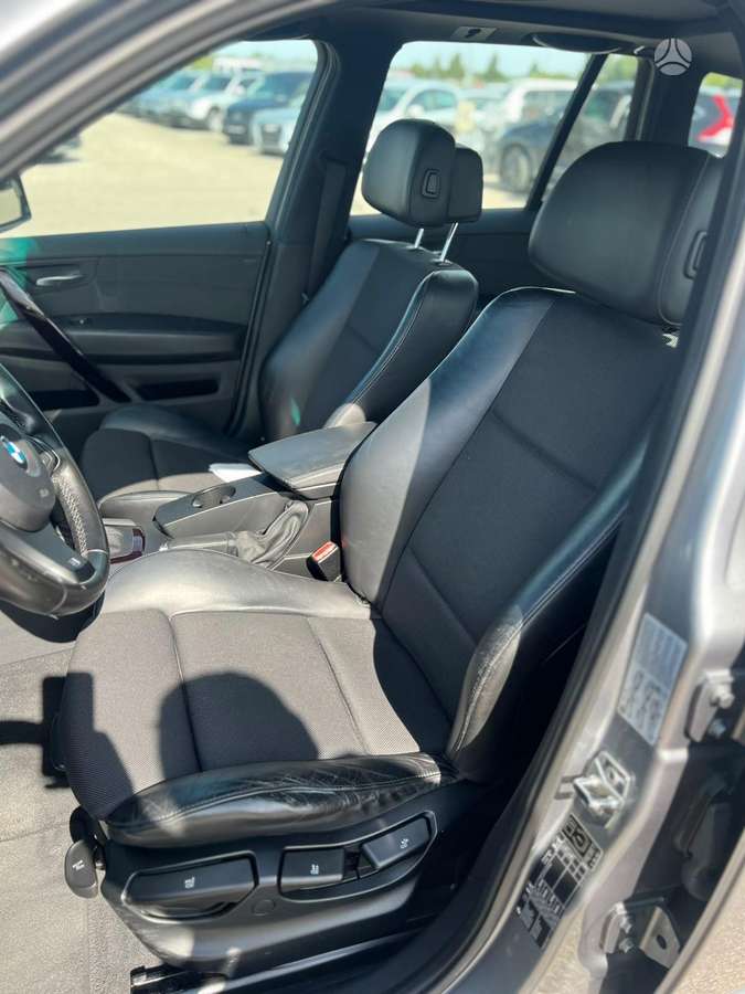 BMW X3 2009 — photo 12