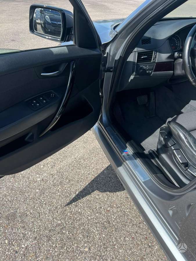 BMW X3 2009 — photo 14