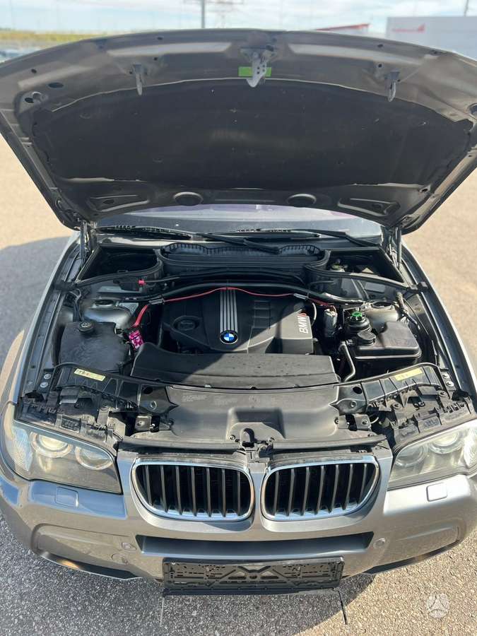 BMW X3 2009 — photo 9