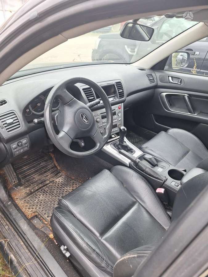 Subaru Legacy 2005 — engine 2000 cm³, 125 HP (92kW)