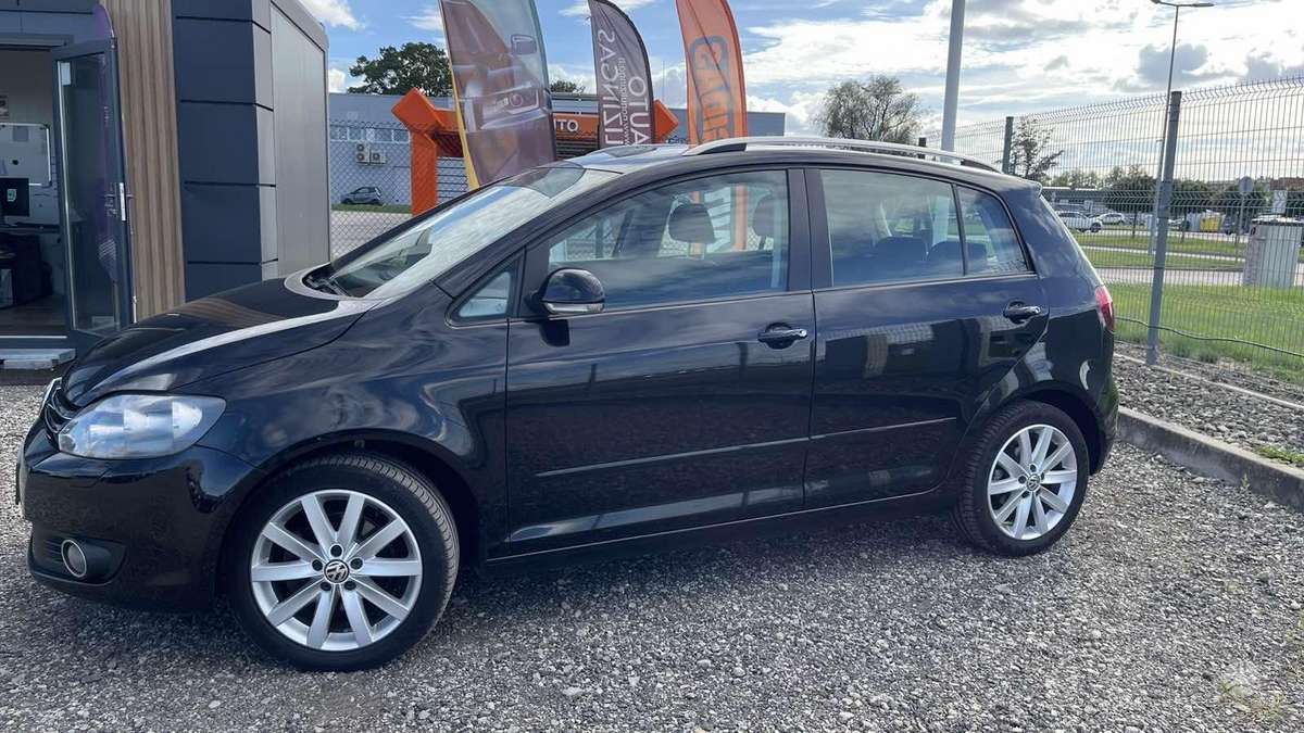 Volkswagen Golf 2010 — photo 7