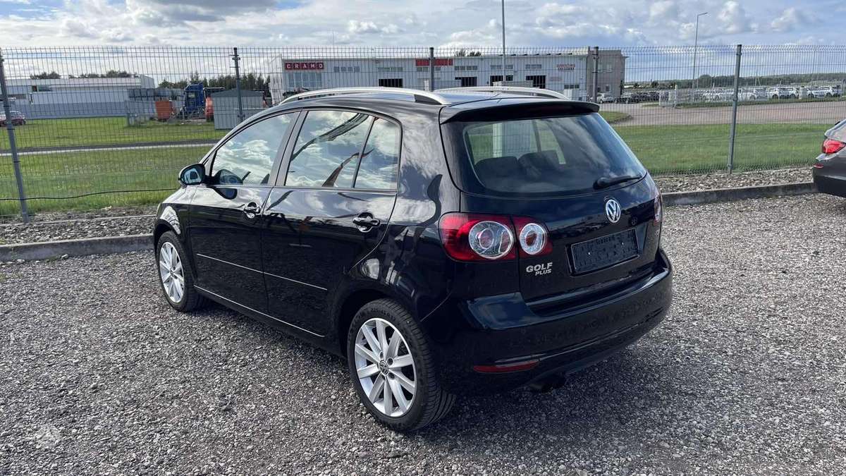 Volkswagen Golf 2010 — photo 8