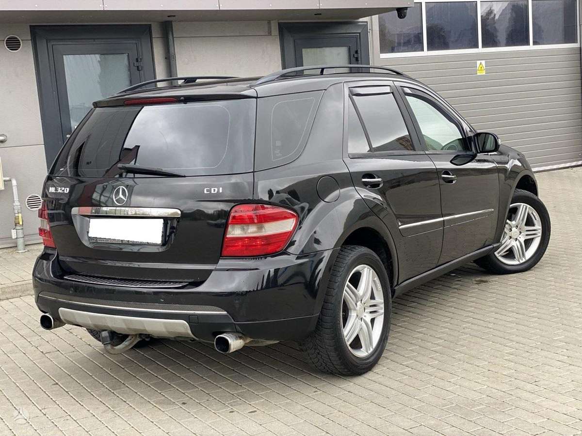 Mercedes-Benz ML320 2006 — photo 13
