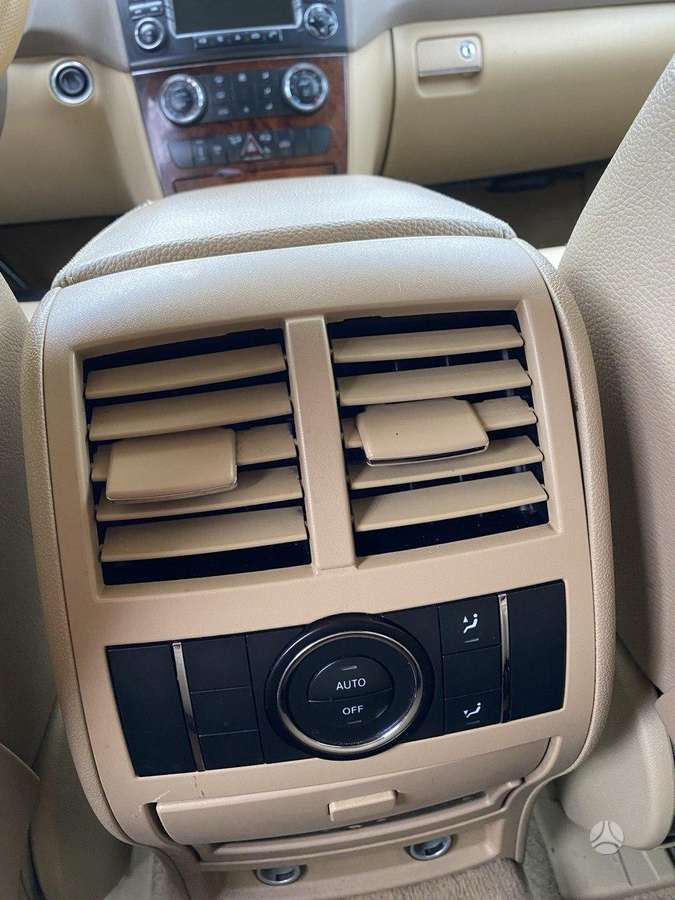 Mercedes-Benz ML320 2006 — photo 21