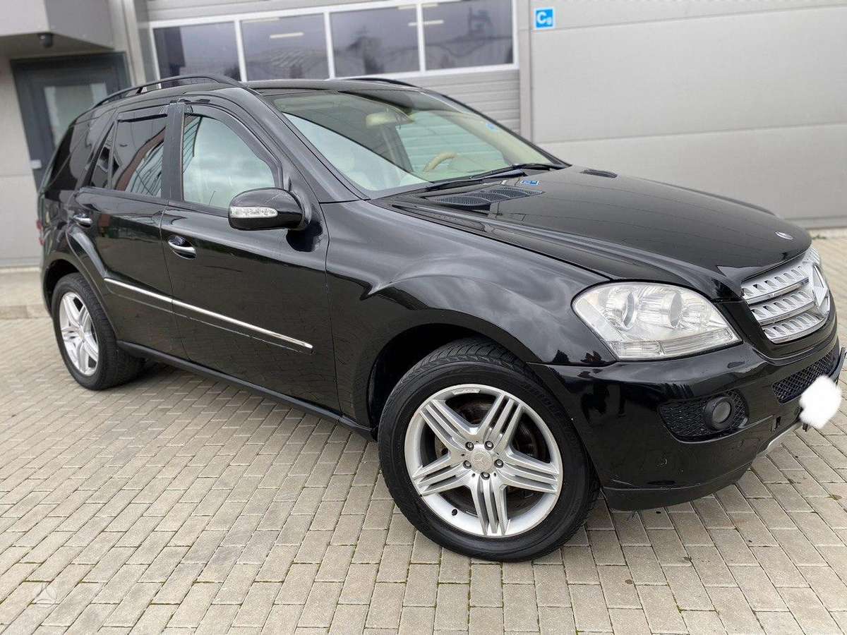 Mercedes-Benz ML320 2006 — photo 8