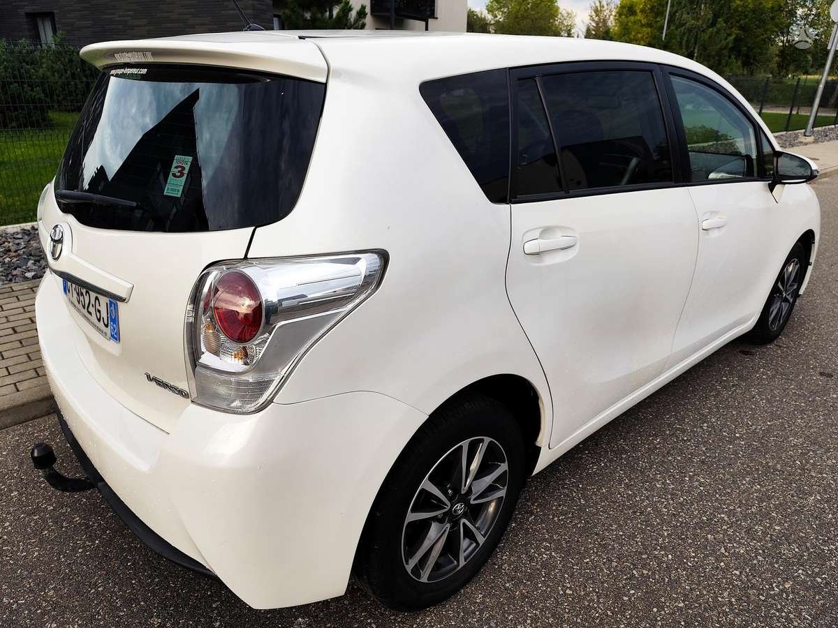 Toyota Verso 2013 — photo 6