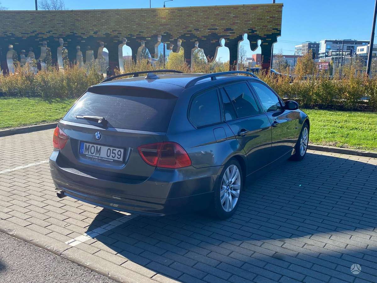 BMW 320 2006 — двигун 1995 cm³, 163 HP (120kW)