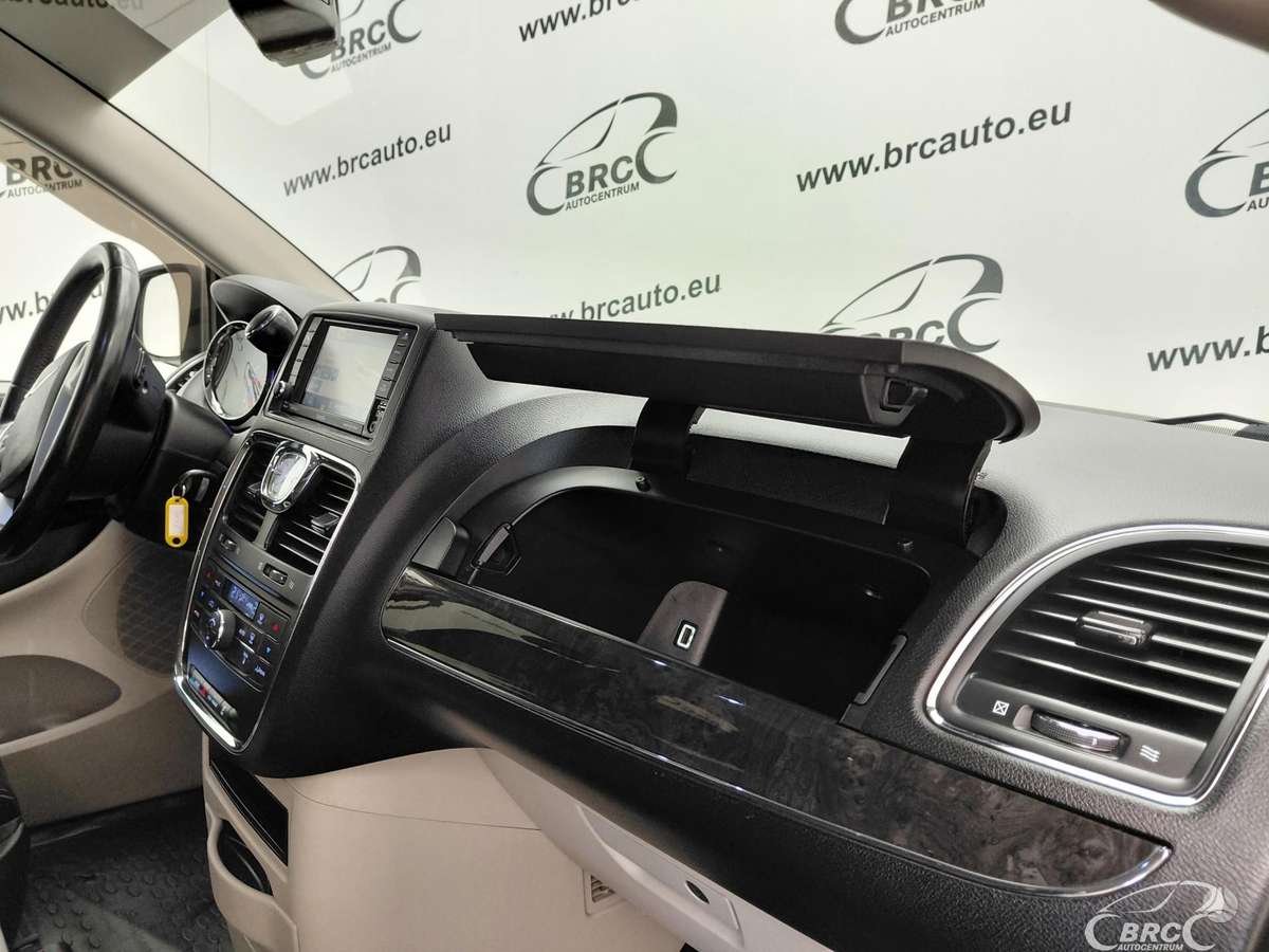 Chrysler Town 2012 — photo 15