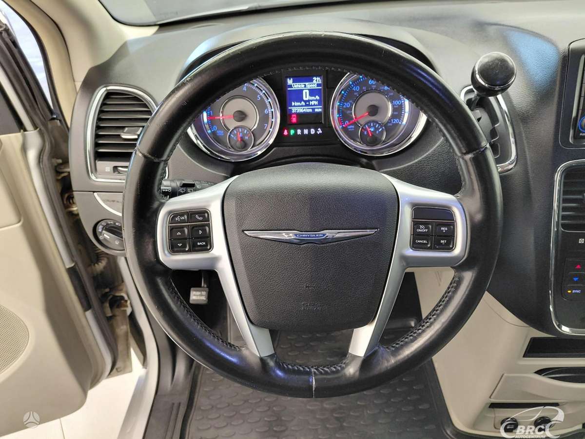 Chrysler Town 2012 — photo 16