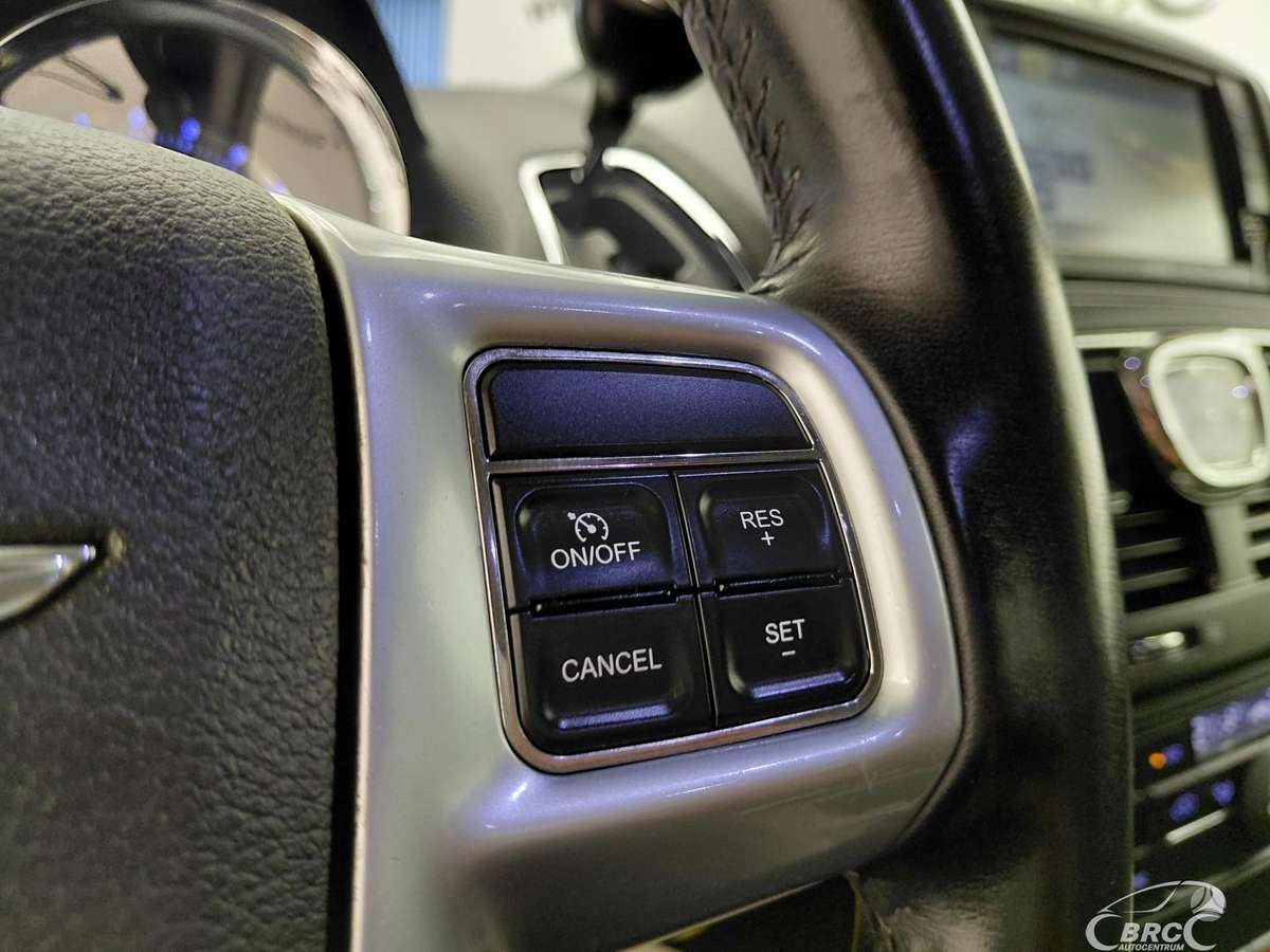 Chrysler Town 2012 — photo 18