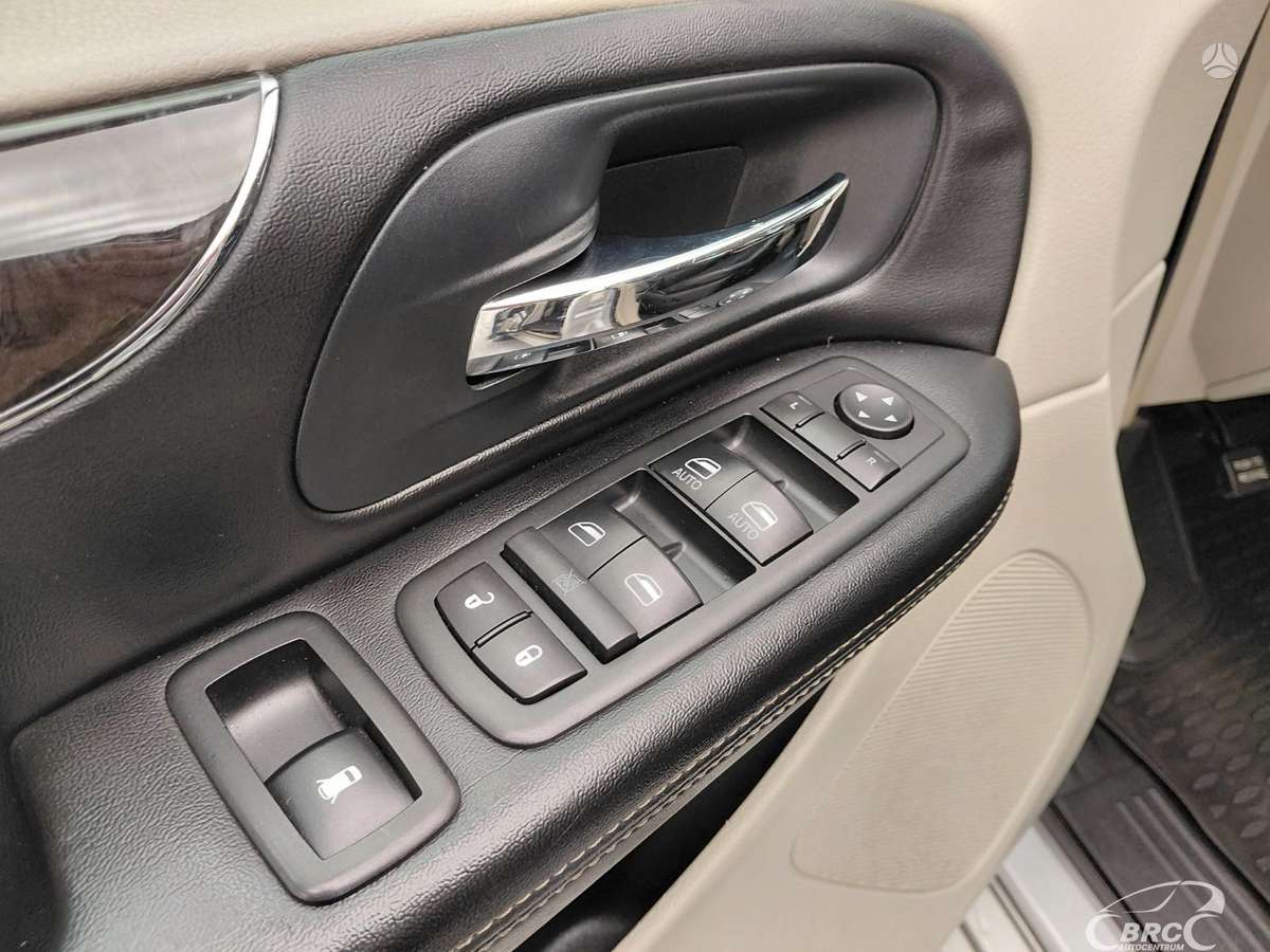 Chrysler Town 2012 — photo 21