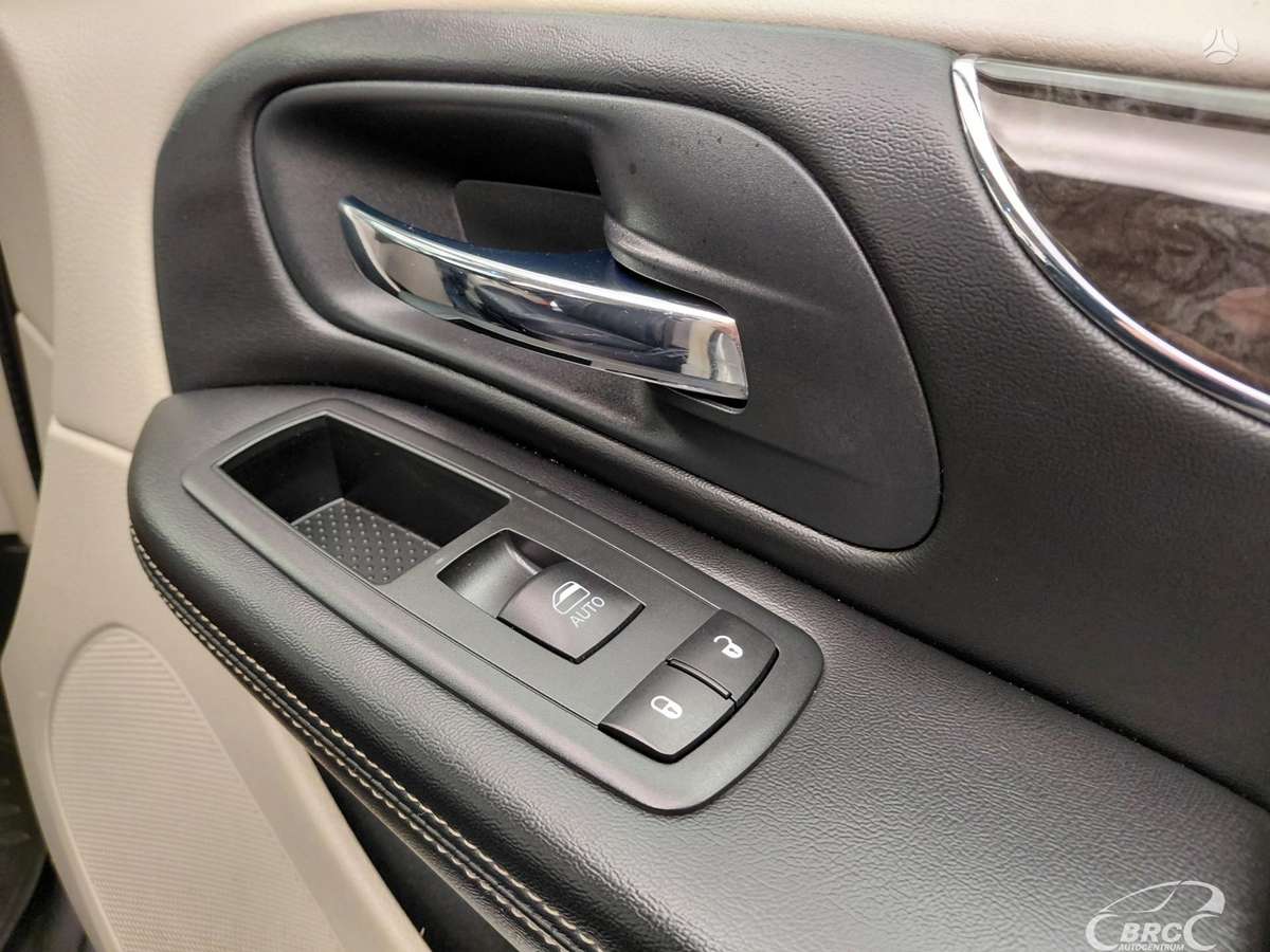 Chrysler Town 2012 — photo 22