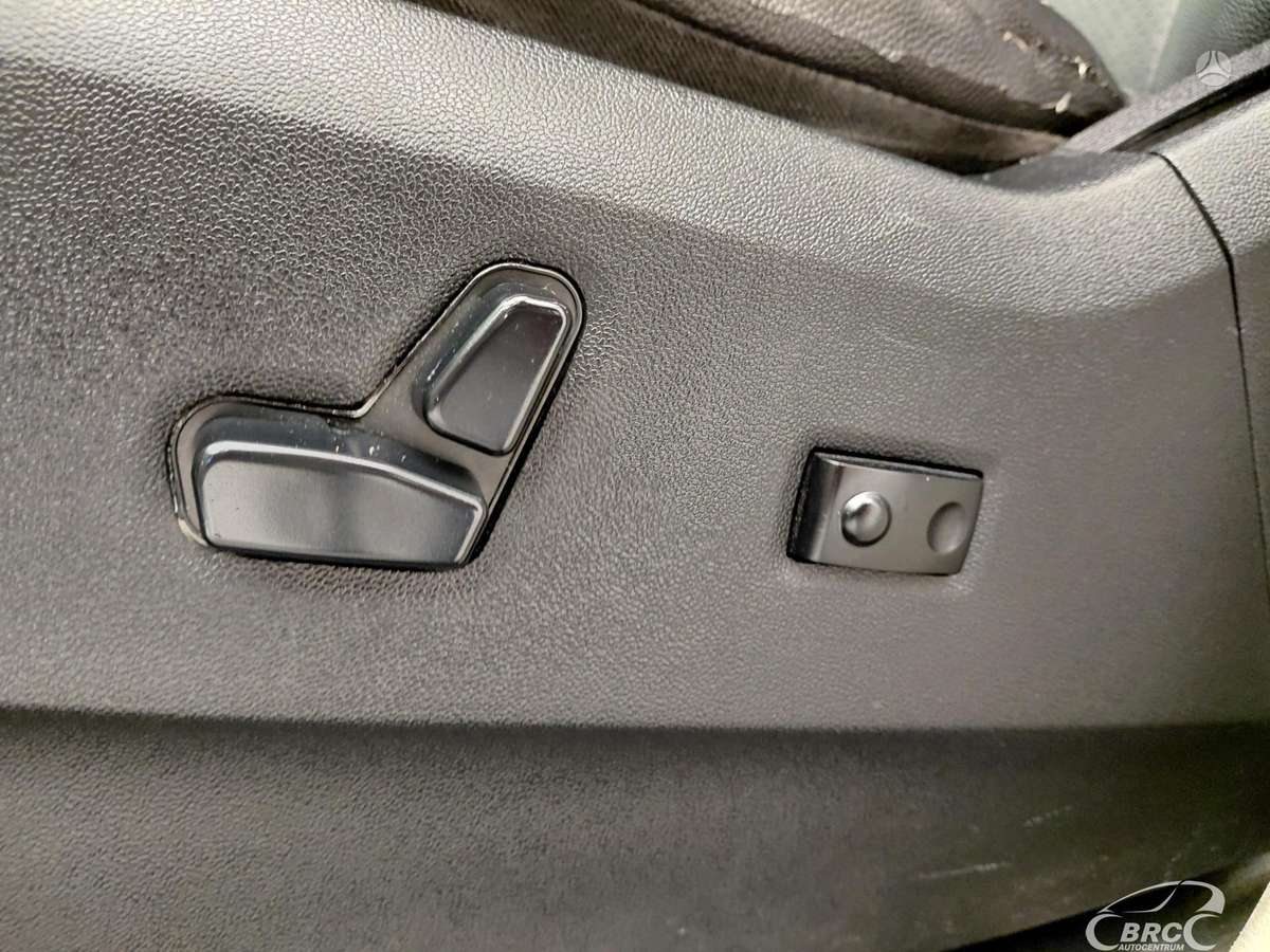 Chrysler Town 2012 — photo 26