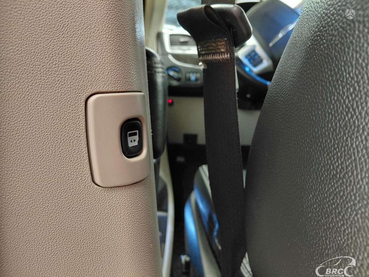 Chrysler Town 2012 — photo 27