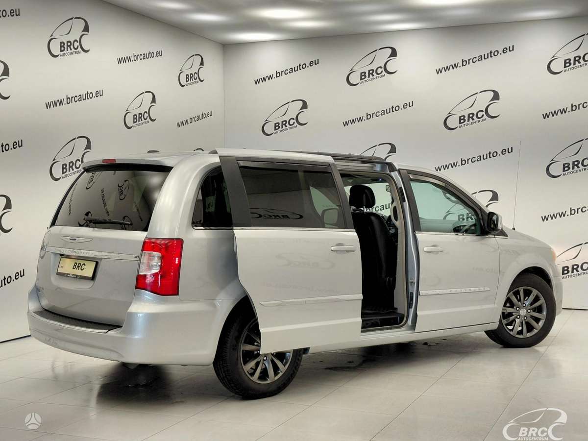 Chrysler Town 2012 — photo 6