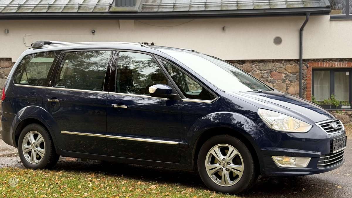 Ford Galaxy 2010 — photo 6