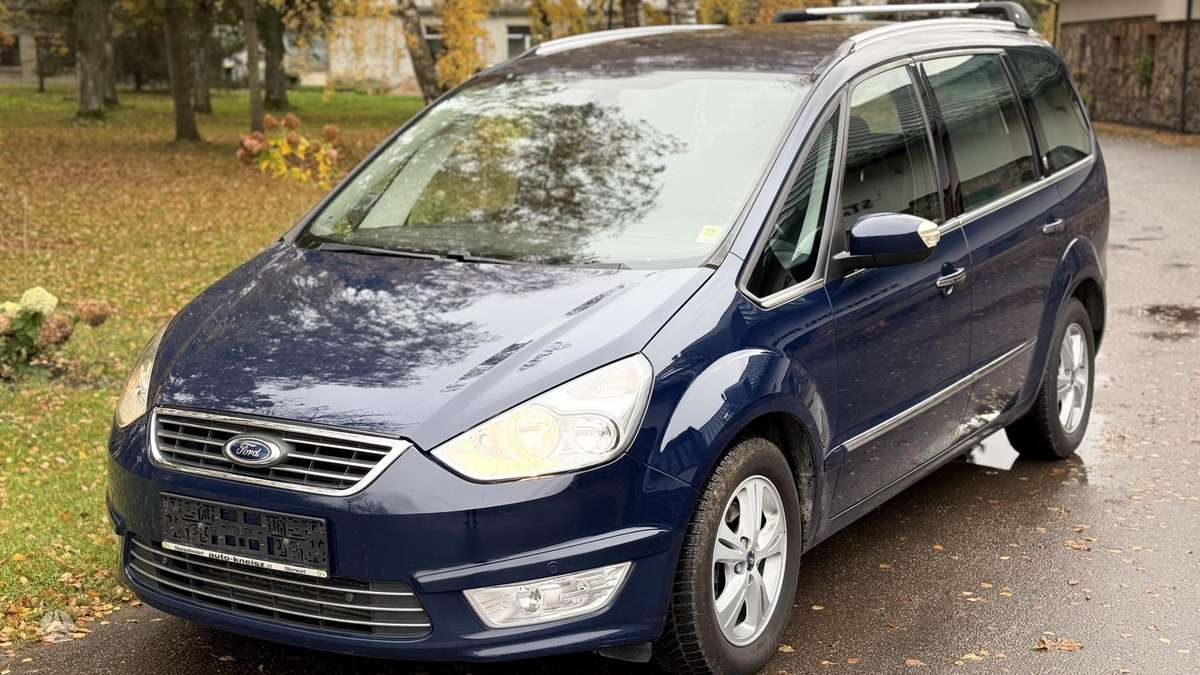 Ford Galaxy 2010 — photo 8