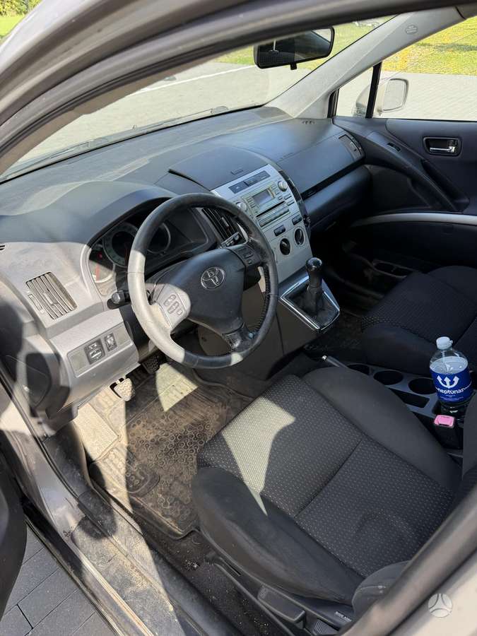 Toyota Corolla 2006 — photo 10