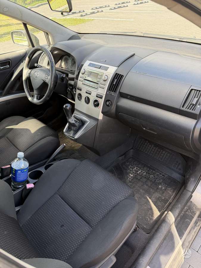 Toyota Corolla 2006 — photo 11
