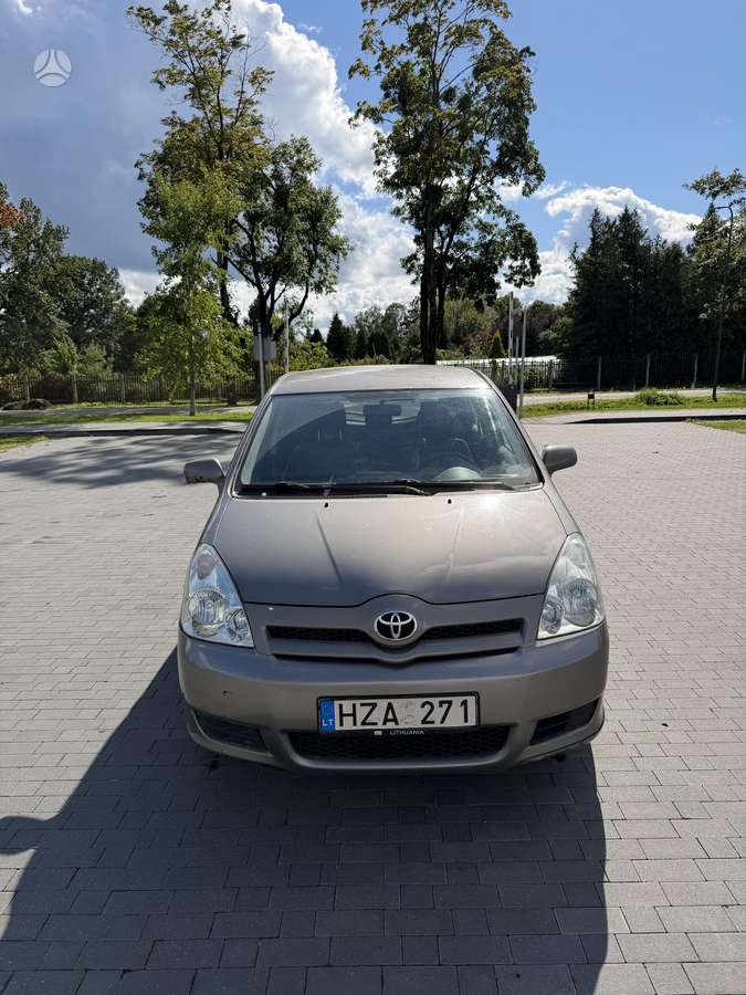 Toyota Corolla 2006 — rear view