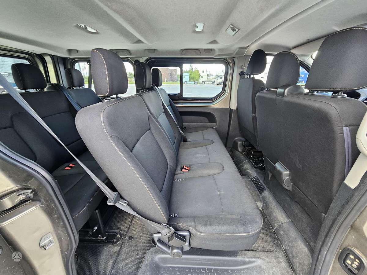 Renault Trafic 2014 — photo 12