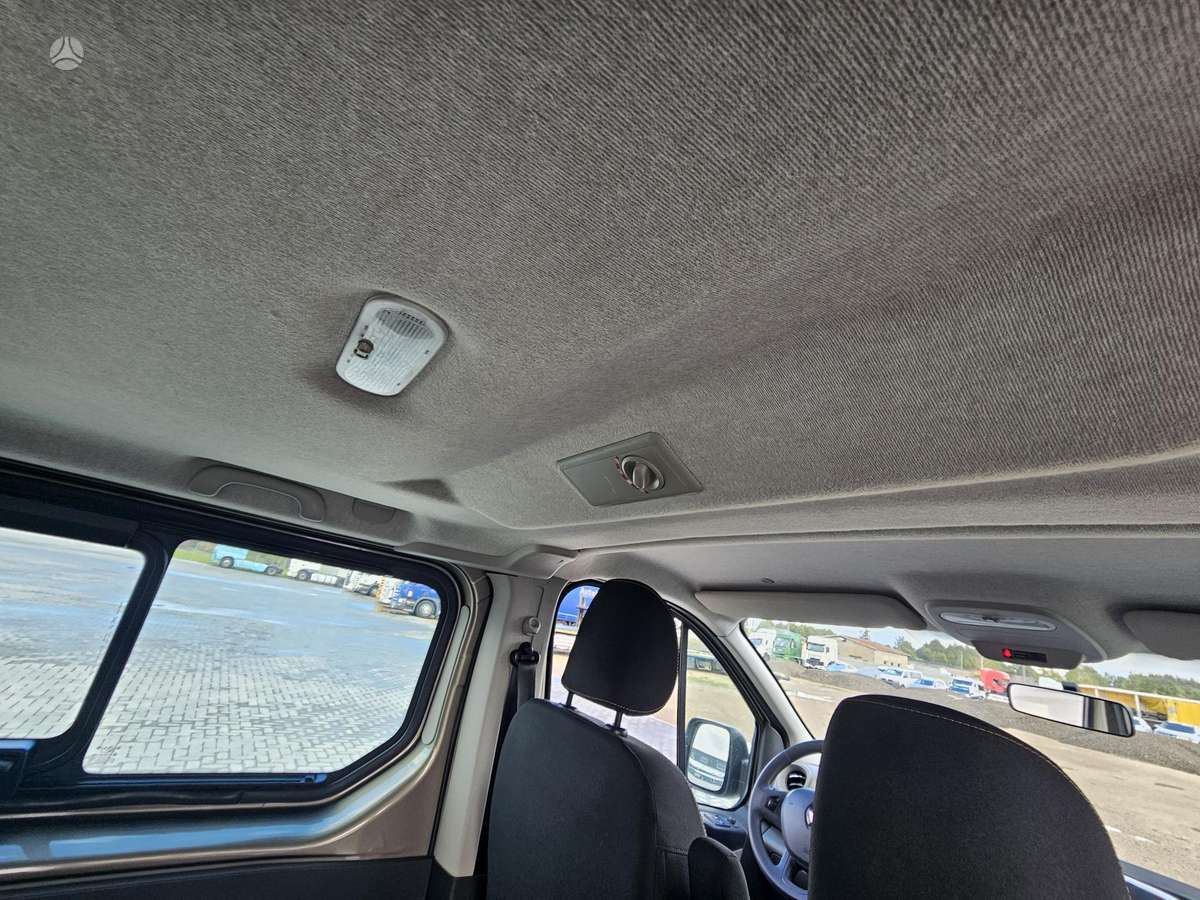 Renault Trafic 2014 — photo 14