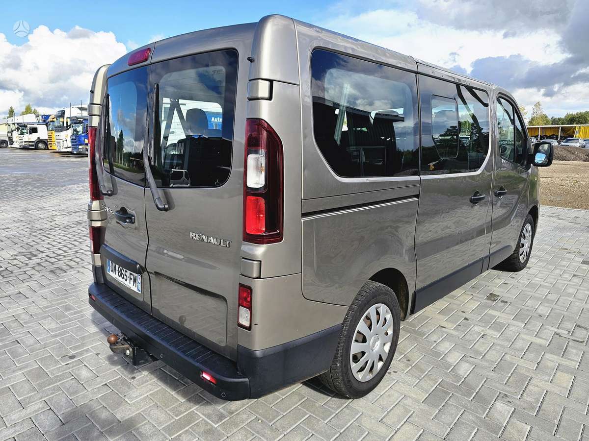Renault Trafic 2014 — photo 6
