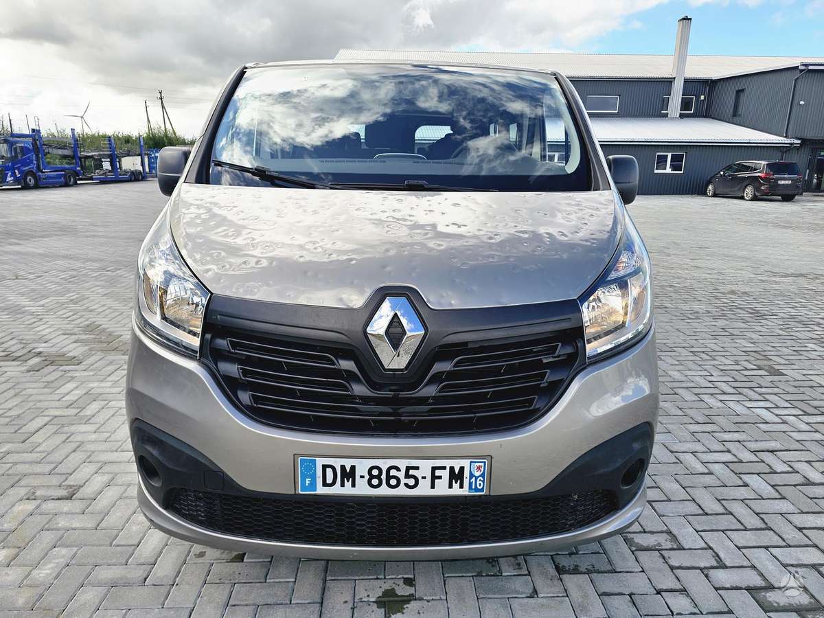 Renault Trafic 2014 — photo 7